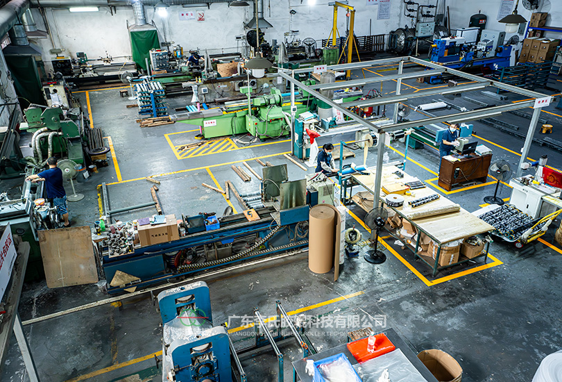 信得膠輥廠生產(chǎn)實(shí)景